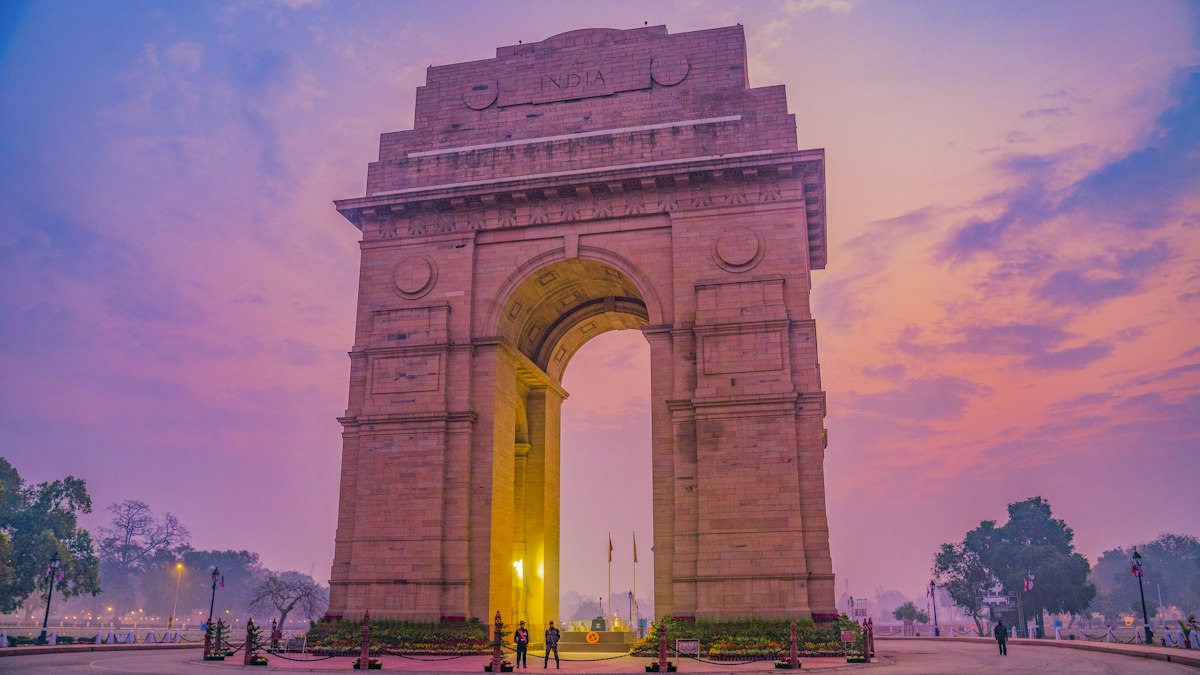 India Gate in New Delhi under a pink evening sky | Diwali 2026